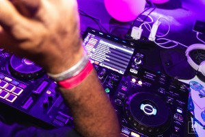 night-embassy-paris-2024-amusez-vous-julius-tresor-@paulfogiel-31