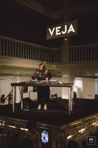 veja salar - SS26 - alek katar-131