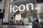 Icon_tendays_ThomasLeeSmith_4263