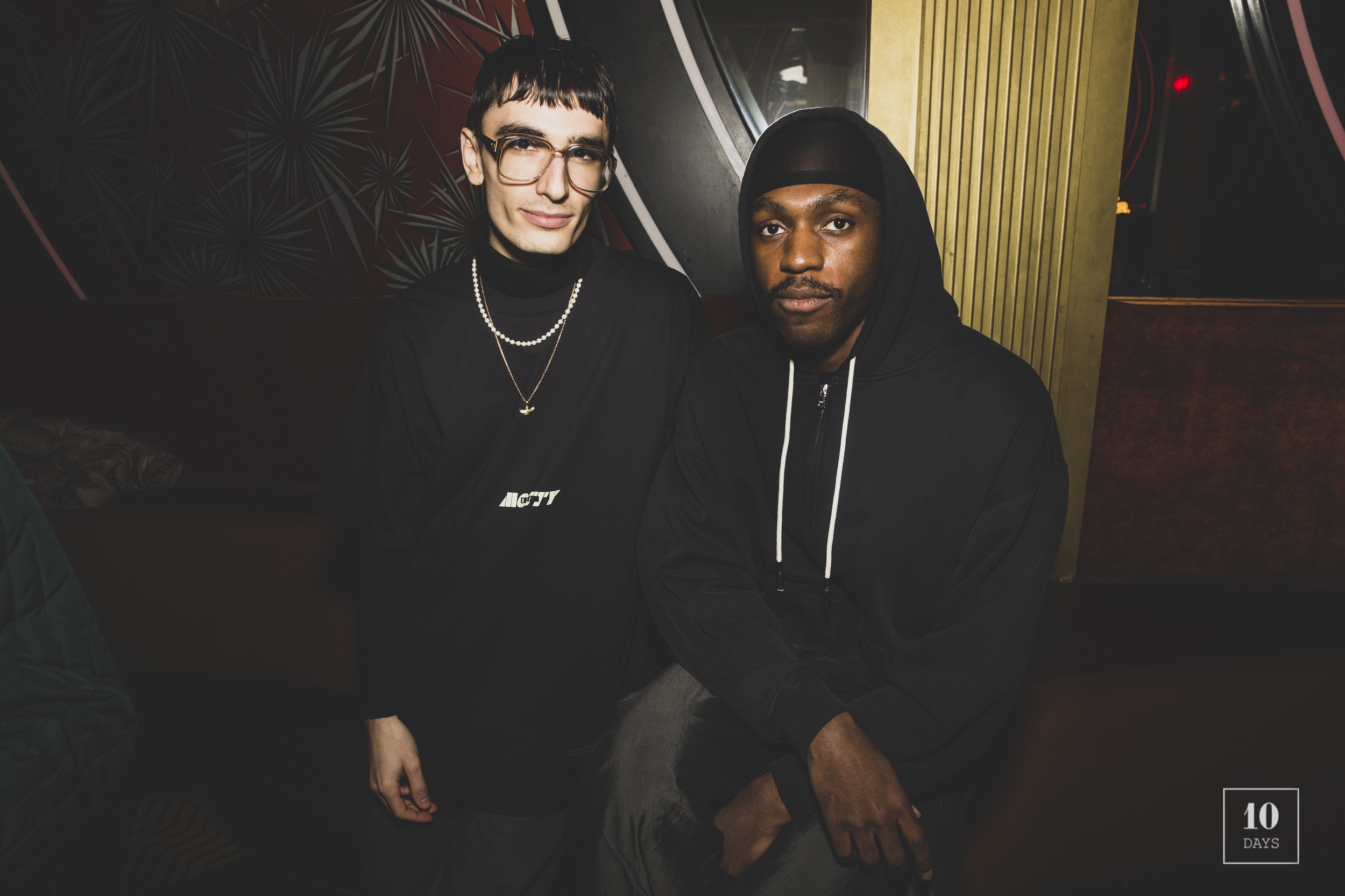 SAFE ROUND SOUND generated by MOUTY0018