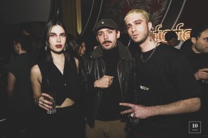 SAFE ROUND SOUND generated by MOUTY0073