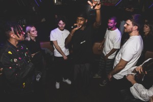 SAFE ROUND SOUND generated by MOUTY0103