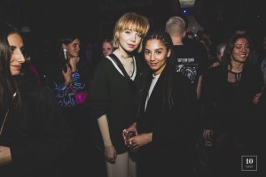 SAFE ROUND SOUND generated by MOUTY0122