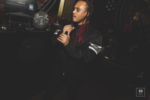 SAFE ROUND SOUND generated by MOUTY0126