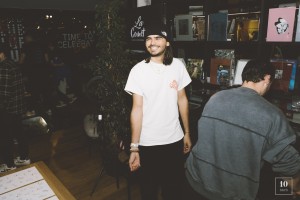 Social Club - ALEK-10