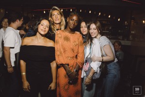 NÉE QUELQUE PART - LISE PIERRON - ALEK KATAR0122